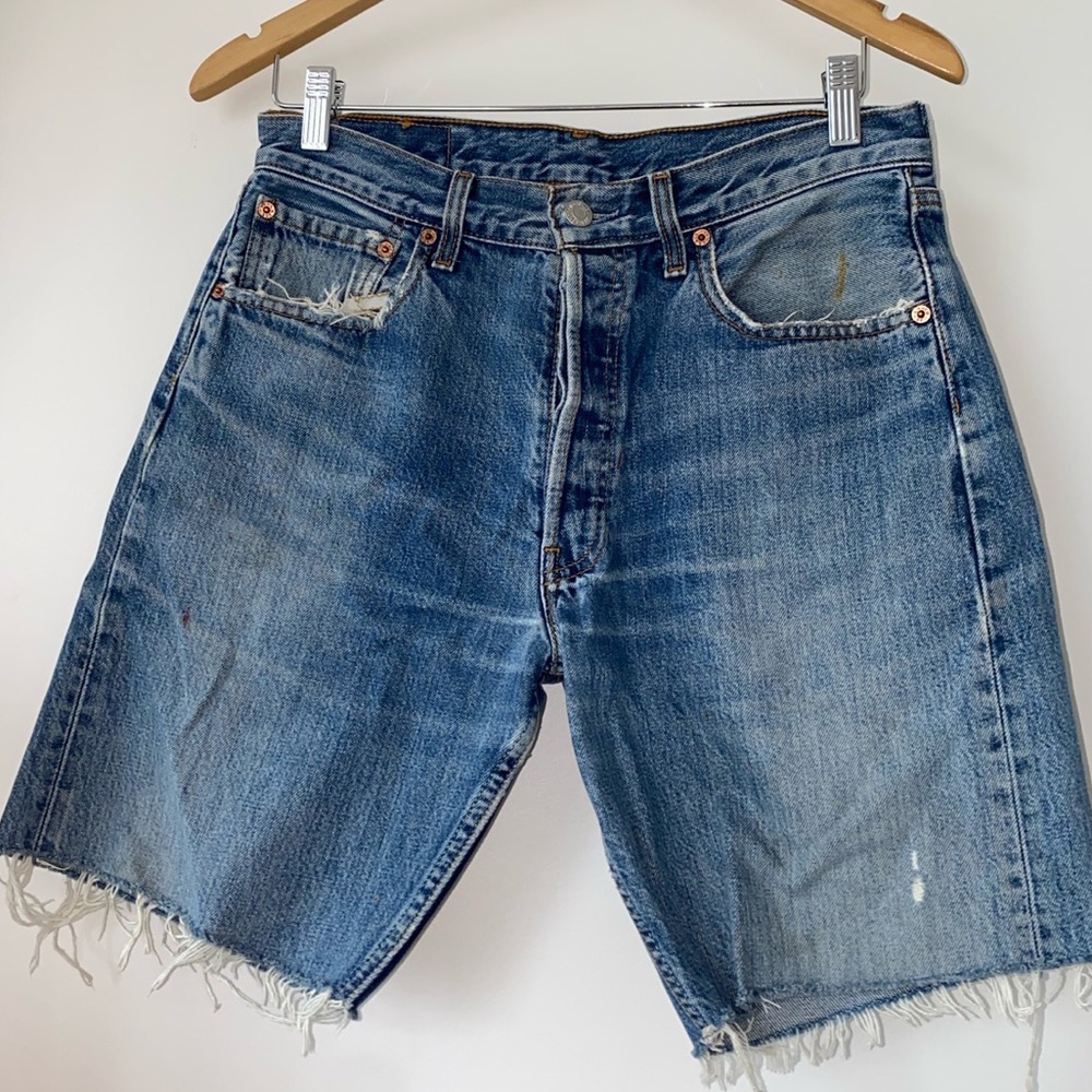 90’s Vintage Denim Destroyed Shorts! 💎💎